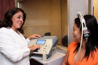 Auxiliares auditivos o audífonos – Audiomed El Salvador